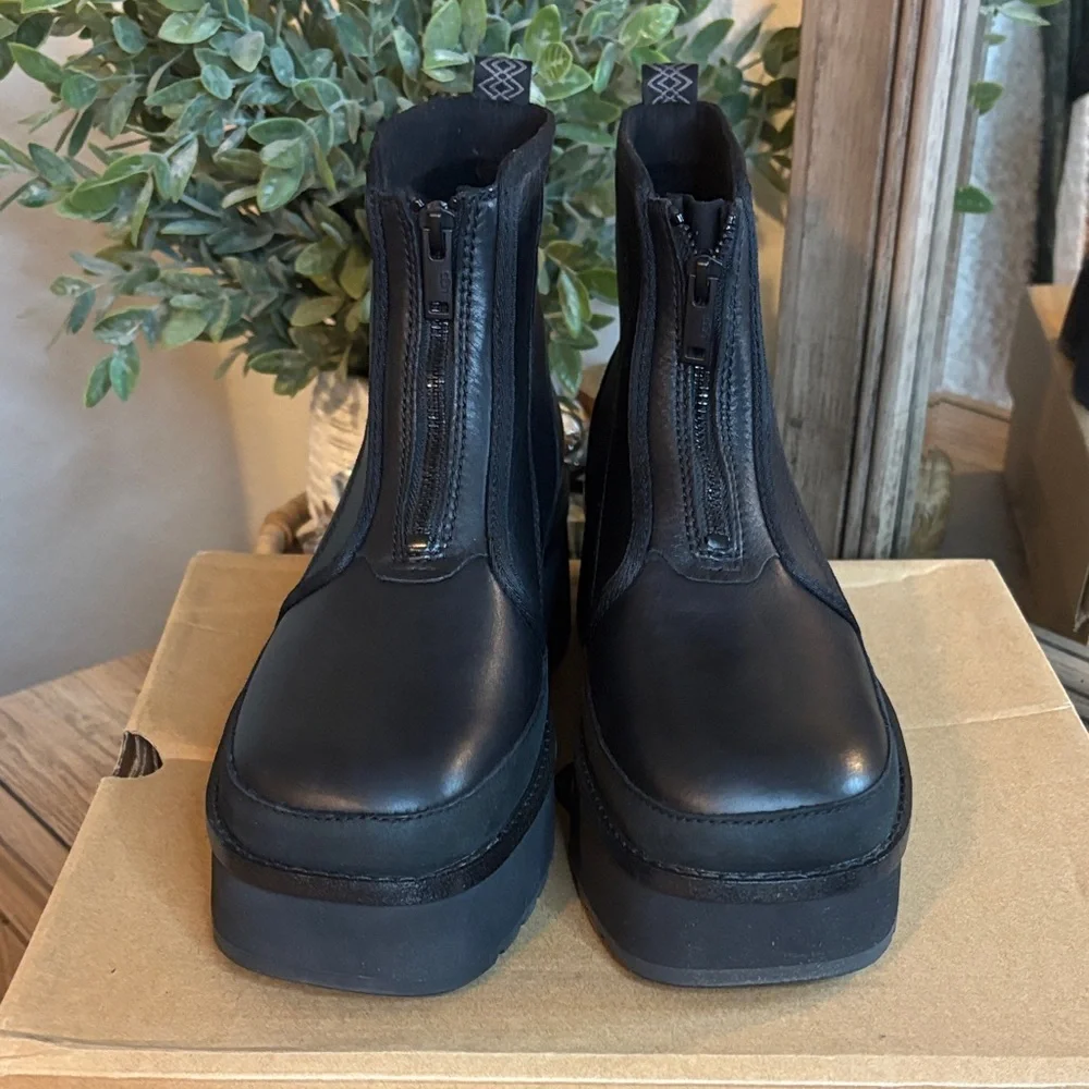 Ugg Cityfunc Zip Platform Boots - Picture 5 of 8